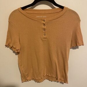 American Eagle Womens XS Mustard Snap Lettuce Trim Henley Short Sleeve